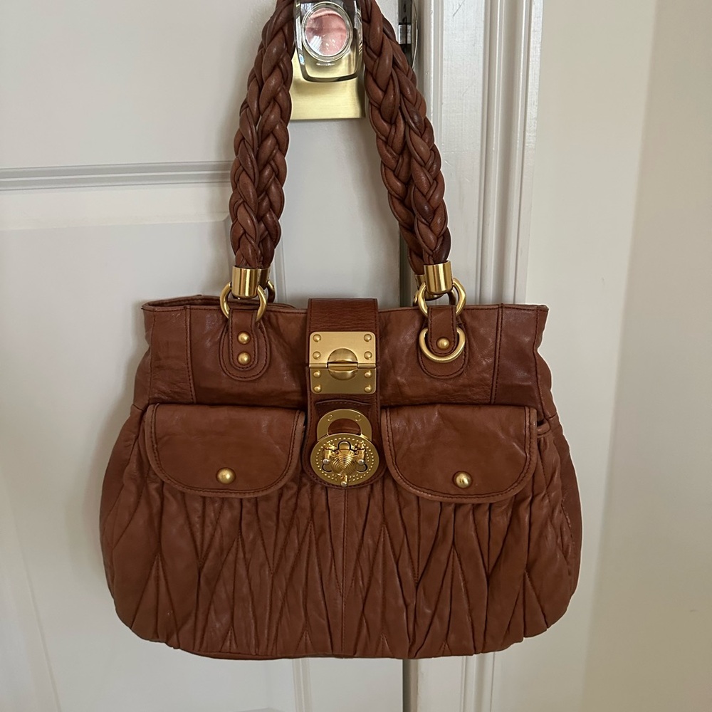 Steve Madden Tan Satchel with Gold Accents
Has Matching Wallet